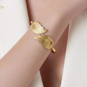 18K Gold Plated Cross-Leaf Stainless Steel Bracelet Sweatproof Rustproof
